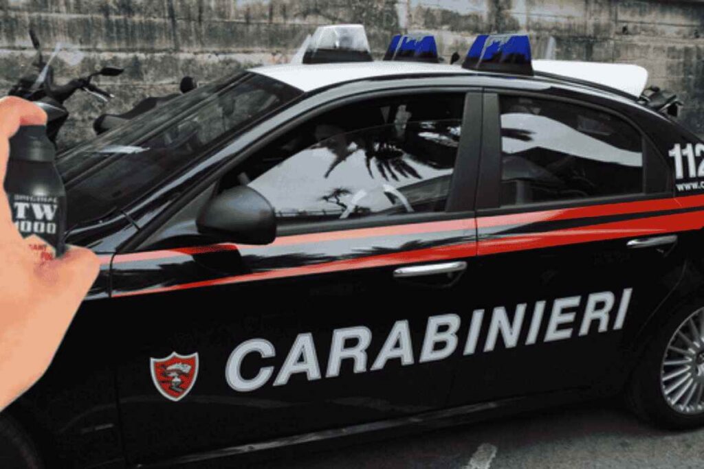 Chieti, 49enne semina il panico in strada Villaggio del Fanciullo. Violenza a Chieti: uomo colpisce operai e forze dell'ordine. Panico a Chieti, 49enne aggredisce e danneggia mezzi di servizio. Attimi di terrore a Chieti: fermato dopo una furia incontrollata. 
